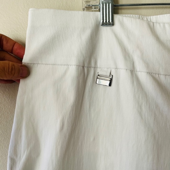 Alfani Sz 16W Stretch Pull On White Straight Leg Capri Jeggings Tummy Control - Picture 4 of 8